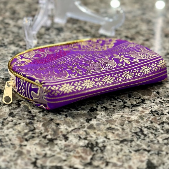 ✨EUC✨ Thai-Made Cosmetic Bag Thai Silk Elephant Purple Gold - Picture 6 of 14